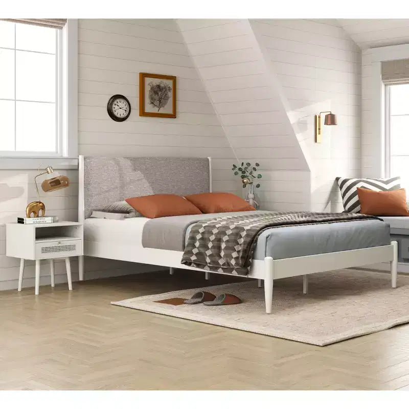 Ensemble de chambre 3 pièces, lit plateforme avec deux tables de chevet, blanc crème, Queen